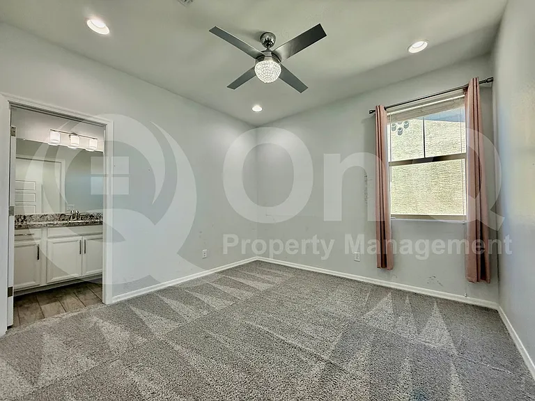 1312 E Gemini Pl — Photo 19
