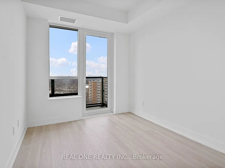 60 Central Park Dr #1602 — Photo 13