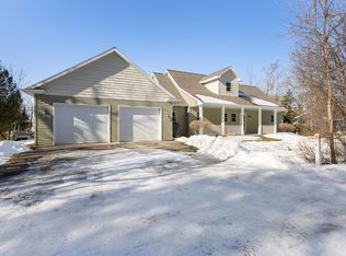 2153 Middle Dr, Brussels, WI 54204