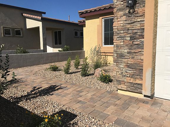 2nd image of 2123 Del Aqua Ave