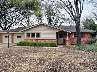 7013 Hightower St, Fort Worth, TX 76112