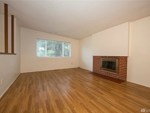 4th image of 15614 SE 1st St