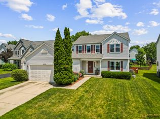 1878 Grassy Knoll Ct, Romeoville, IL 60446