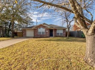 2306 Hardwood Dr, Bryan, TX 77803