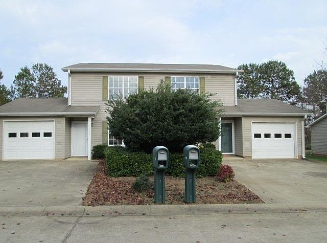 1st image of 125/127 Northfield Dr