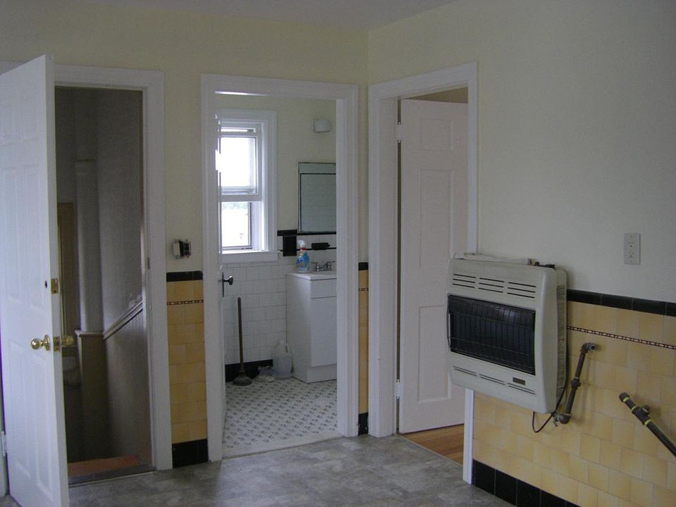 Entry/Dining