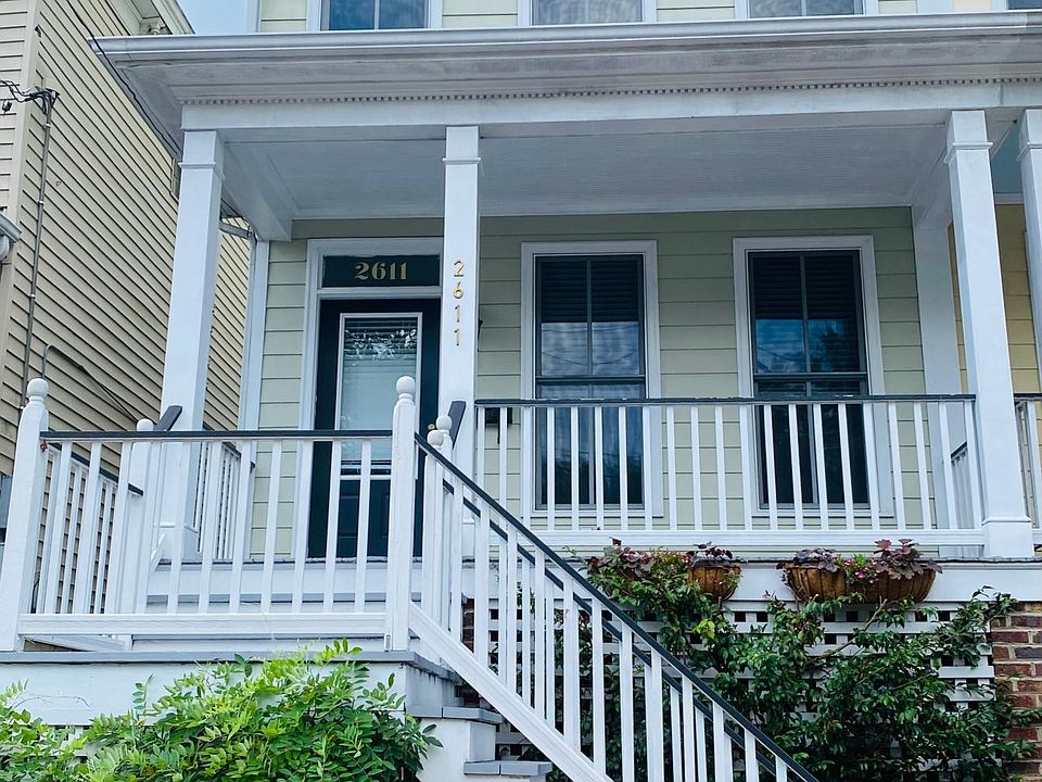 1st image of 2611 E Clay St