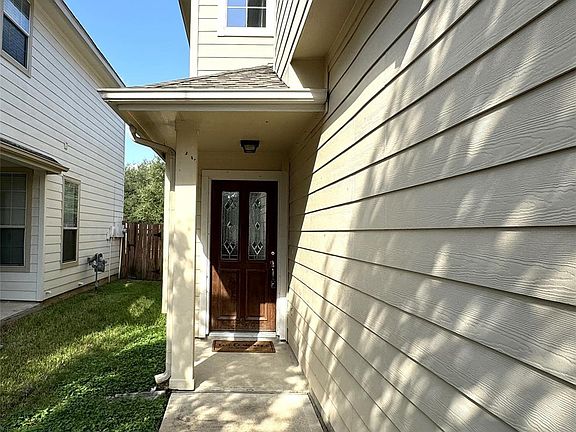 2nd image of 11515 Jacinth Ct
