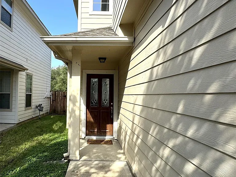 11515 Jacinth Ct — Photo 2