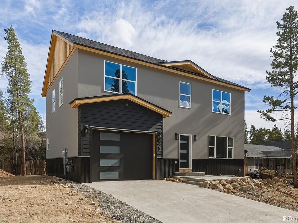 1st image of 920 Copper Drive