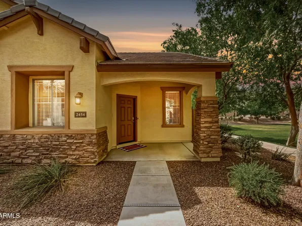 2454 E VERMONT Drive, Gilbert, AZ 85295
