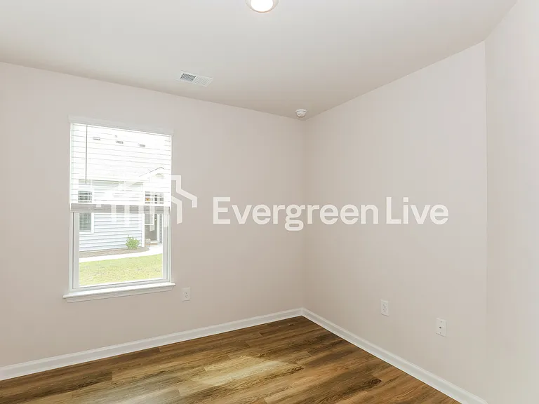 2223 Courtina Way — Photo 13