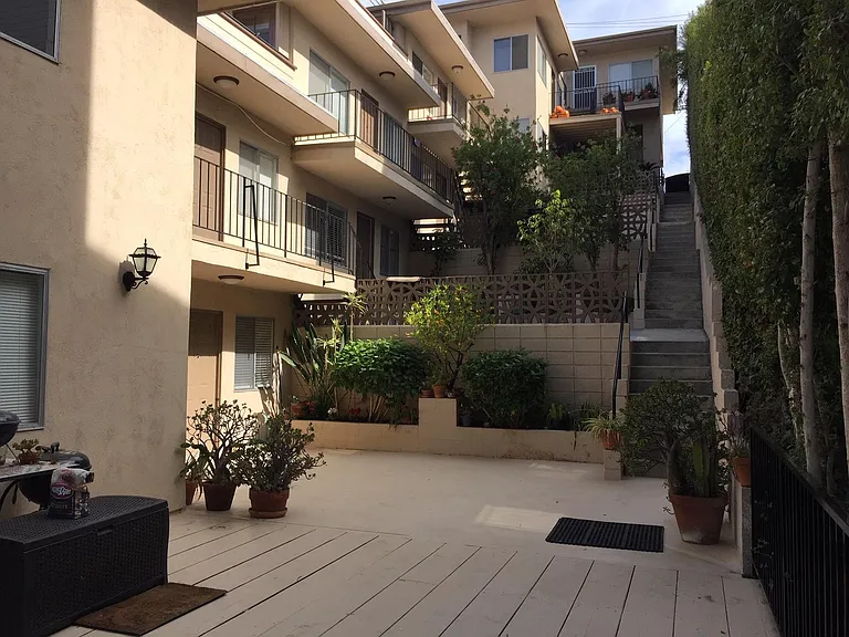 Side Courtyard