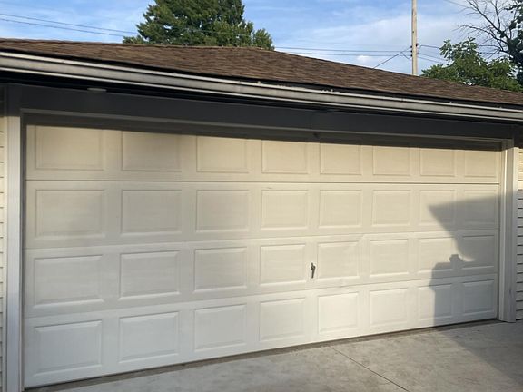 5th image of 9039 Idlewild Dr