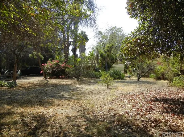 6931 De Celis Pl, Van Nuys, CA 91406