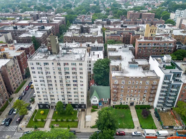 622 Ocean Avenue image 7 of 16