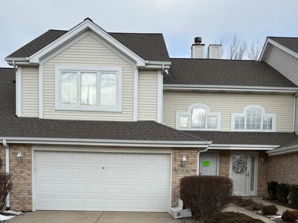 5536 Foxwoods Dr, Oak Lawn, IL 60453