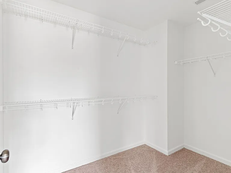 5049 Northstar Dr — Photo 23
