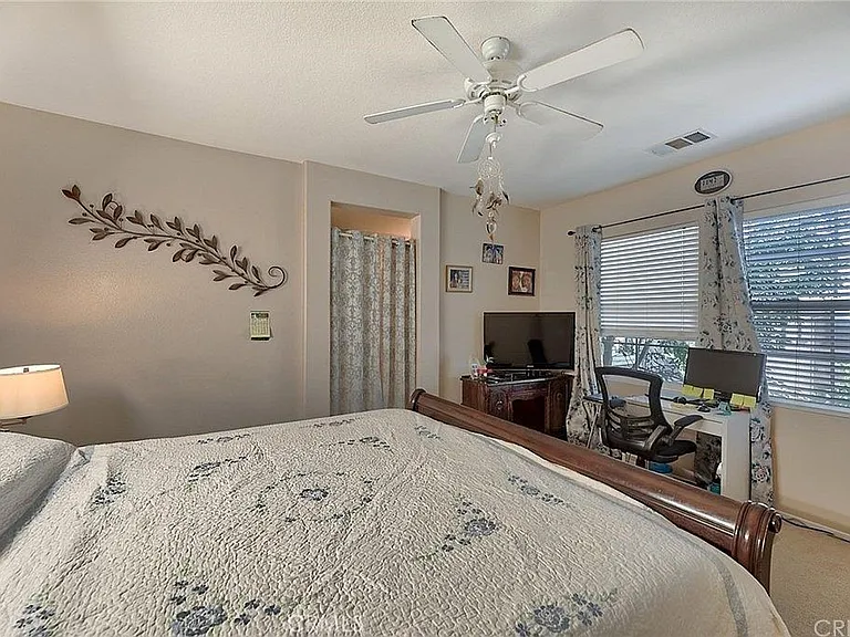 24032 Cottage Circle Dr — Photo 18