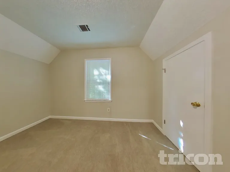 85 Elizabeth Pl — Photo 11