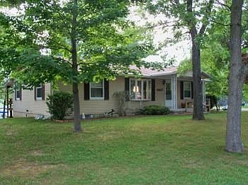 2nd image of 4427 Drury Dr