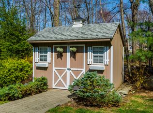 1 Cornell Rd, New Fairfield, CT 06812