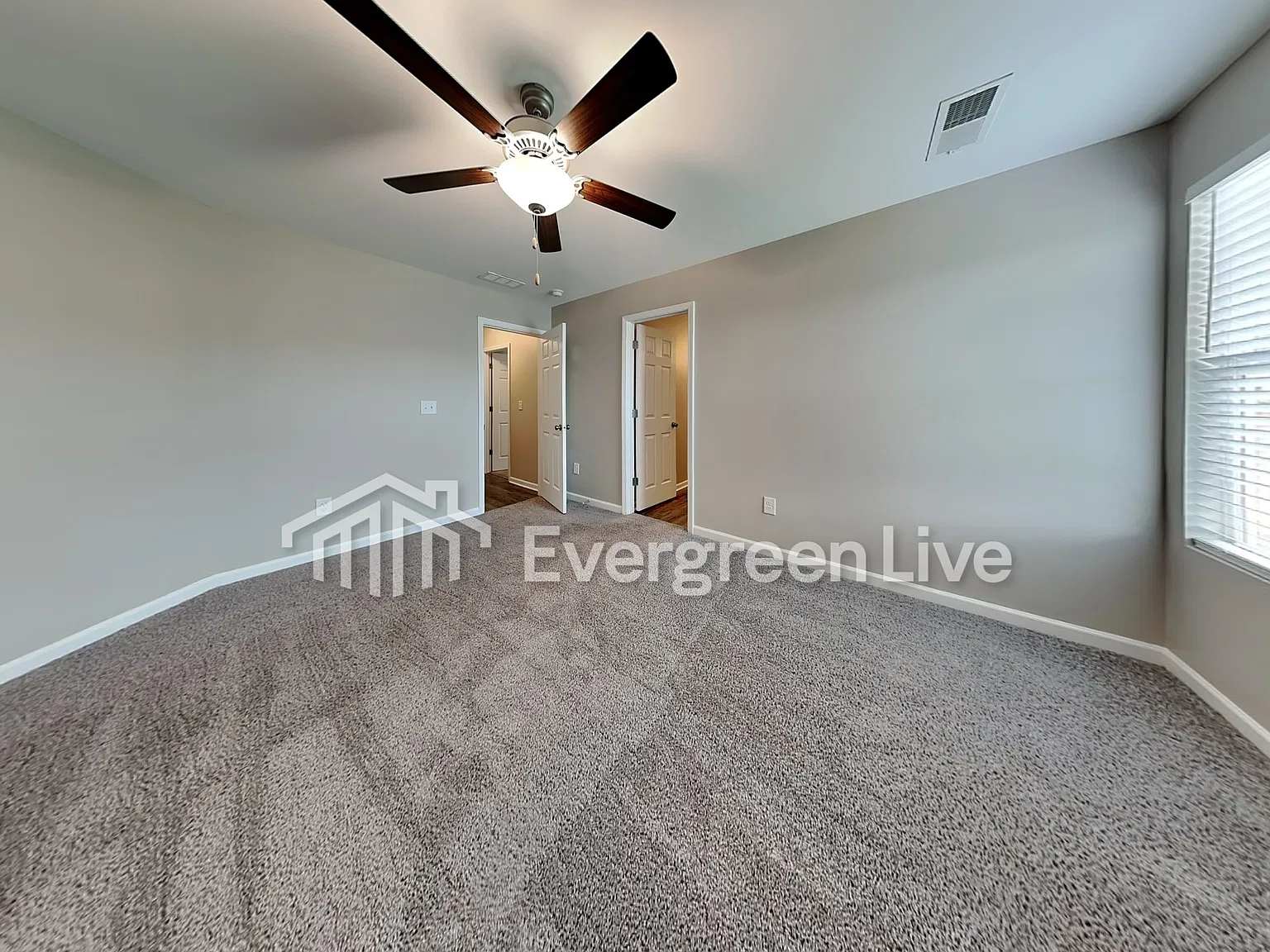 3 bed, 2.0 bath, 1209 sqft, $1,395 — Photo 4