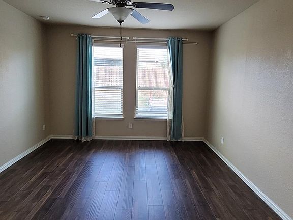3rd image of 3517 Elm Grove Dr