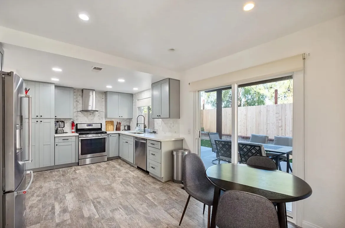 Building Photo - 4148 Diamond Cir