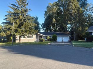 496 Seven Oaks Ct, Orange, NJ 07050