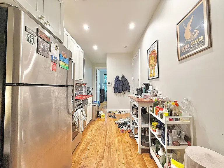 1346 Hancock St #2R — Photo 11