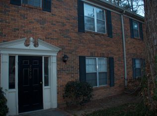 2030 Montreat Cir APT B, Vestavia Hills, AL 35216