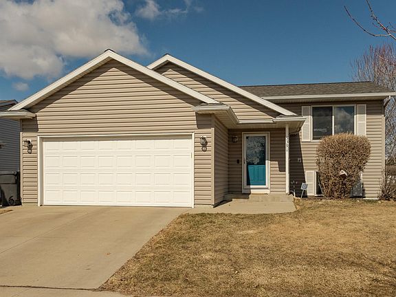 2nd image of 5391 Castleview Dr NW