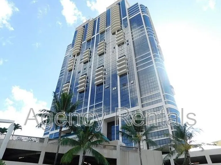 600 Queen St #1404 — Photo 1