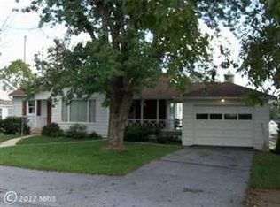 207 N Red Hill Rd, Martinsburg, WV