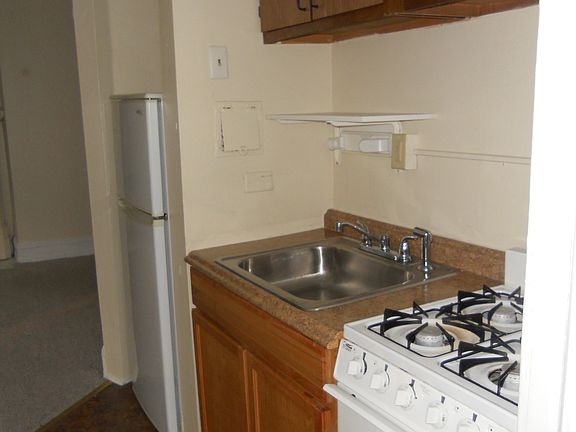 3rd image of 197 North St APT A9