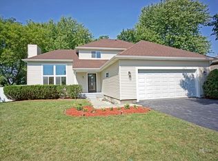 534 Belle Plaine Ave, Gurnee, IL 60031