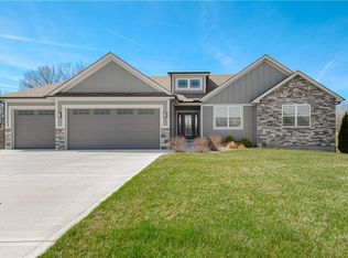 13504 Oakridge Dr, Kearney, MO 64060