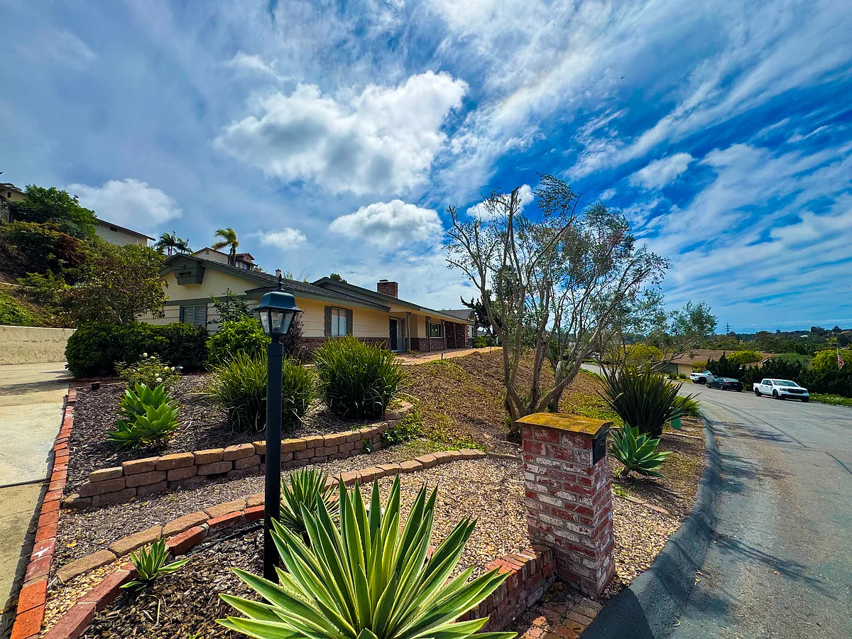 Building Photo - 2314 Hogan Way