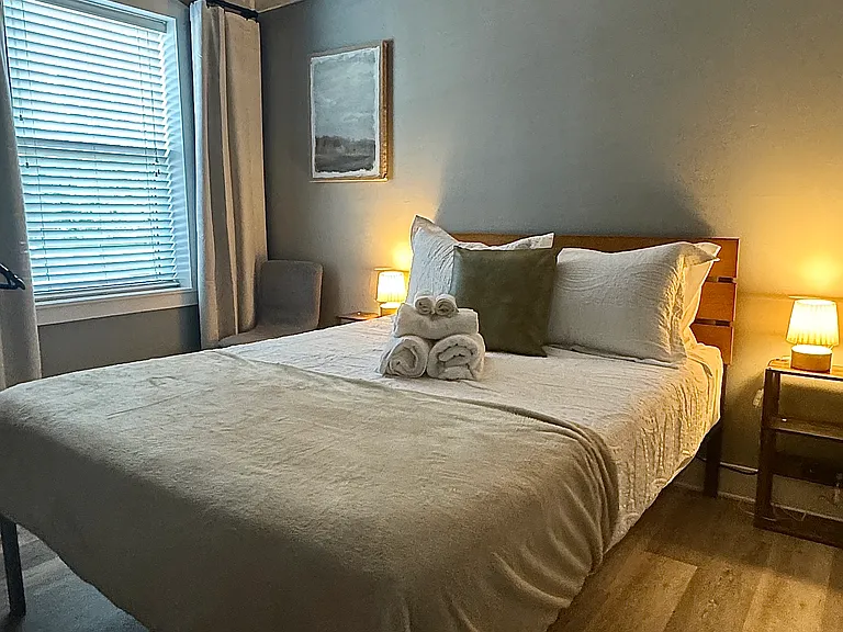1382 Cavern Ct — Photo 10