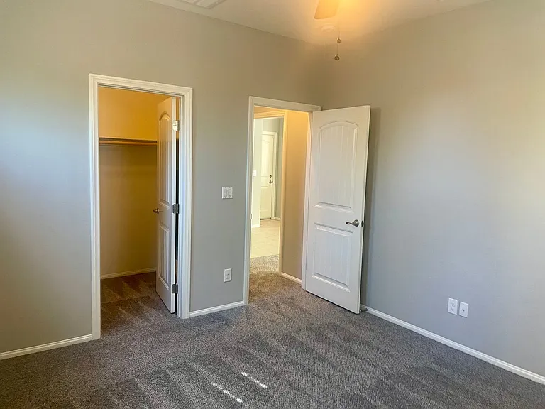 8365 S Pioneer Way — Photo 29