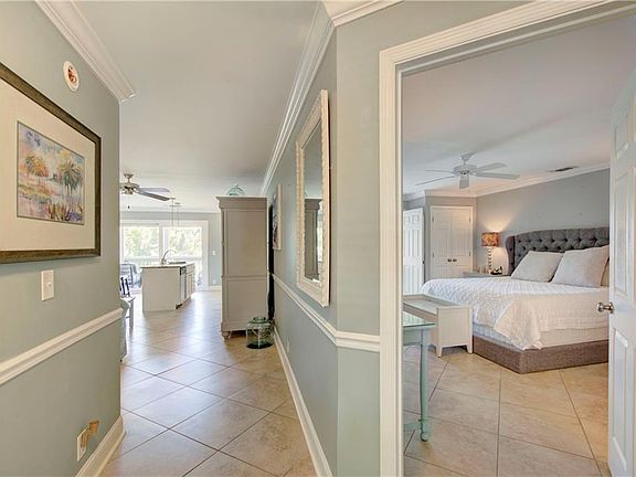 2nd image of 366 Moss Oaks Cir
