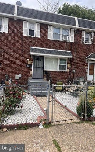 1st image of 365 Raritan St