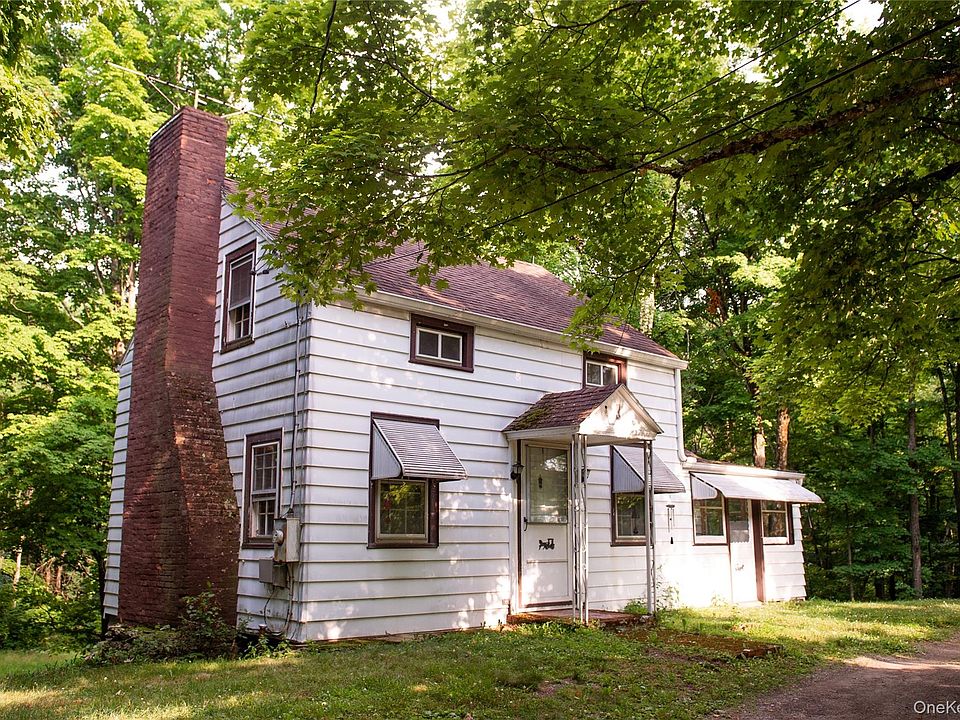 1st image of 126 S Quaker Lane