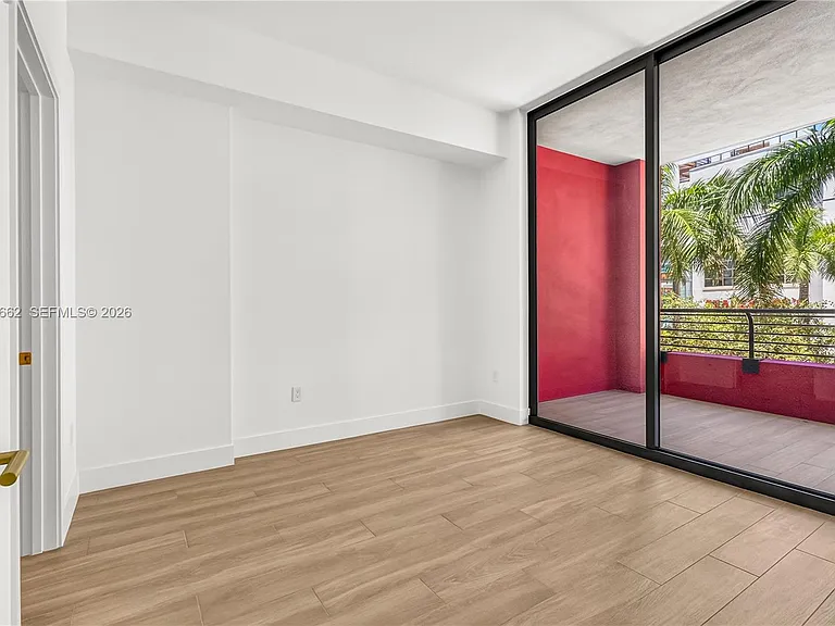 90 NE 32nd St #209 — Photo 4