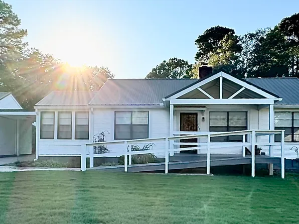 735 Dougherty St, Coldwater, MS 38618