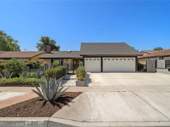 210 W Alton Ave, Santa Ana, CA 92707