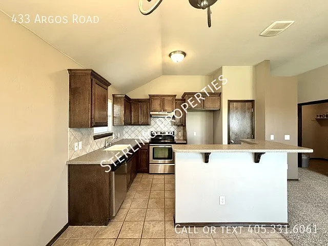 433 Argos Rd — Photo 20