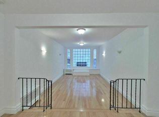 330 E 58th St #A1, New York, NY 10022