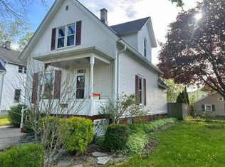 1622 Grange Ave, Racine, WI 53405